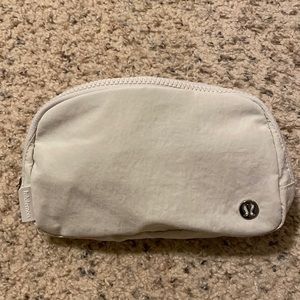 Lululemon Everywhere Belt Bag in White Opal